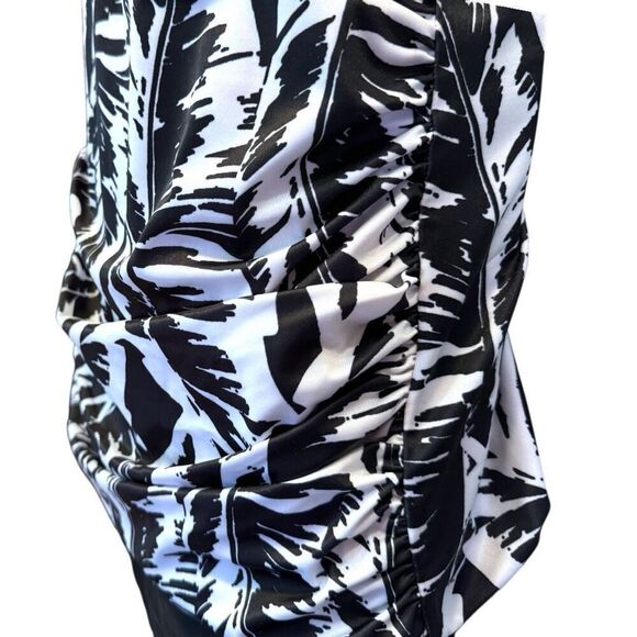 Lane Bryant Black & White Palm Leaves Relaxed Underwire Swim Tankini Top 40DD NW - Picture 13 of 16